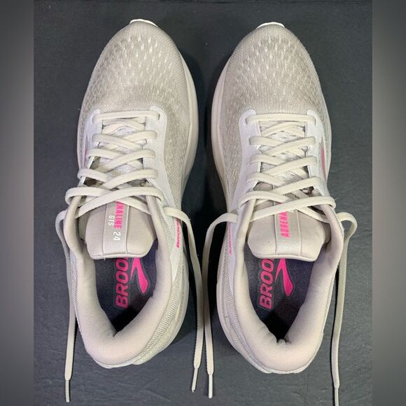 Brooks Womens Adrenaline GTS 24 Size 9 - Picture 6 of 11